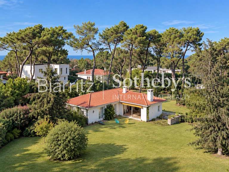 Maison Anglet - 3 chambres - 200m²