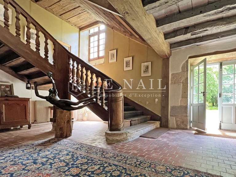 Château Angoulême - 8 chambres - 470m²