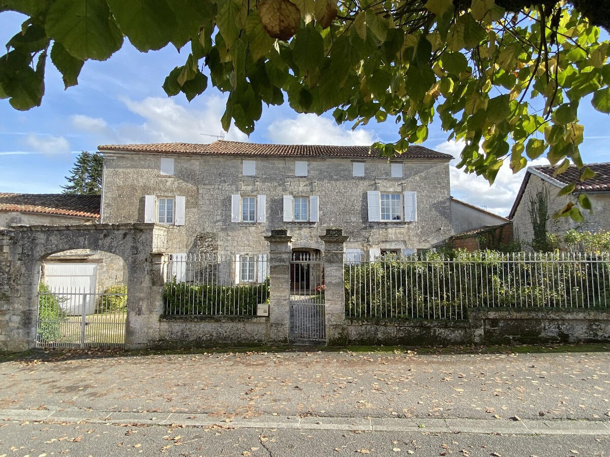 Maison Angoulême