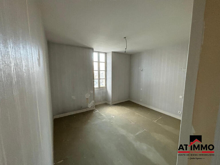House Angoulême - 8 bedrooms - 308m²