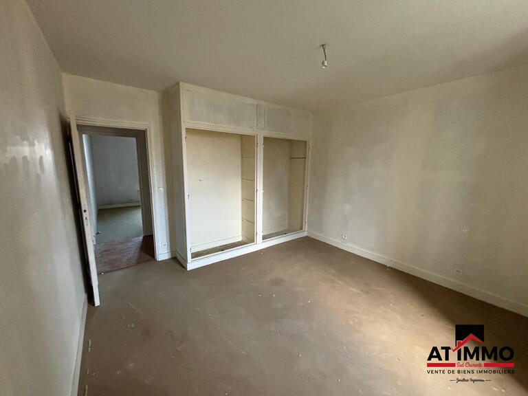 House Angoulême - 8 bedrooms - 308m²