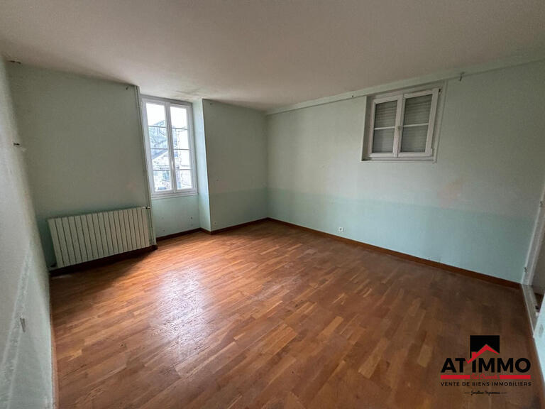 House Angoulême - 8 bedrooms - 308m²