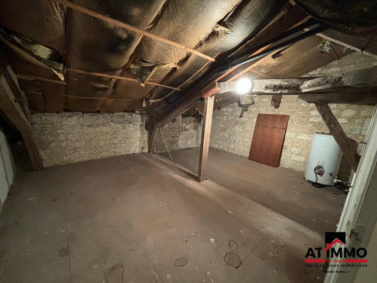 House Angoulême - 8 bedrooms - 308m²