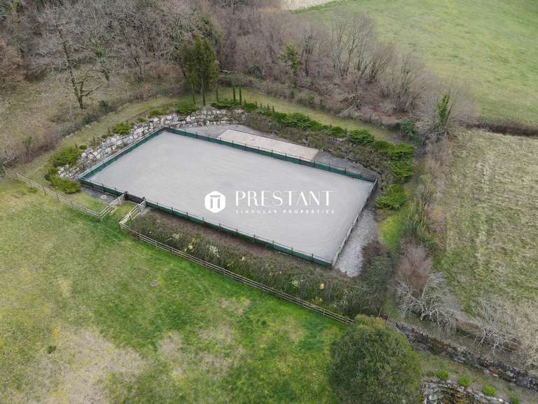 Maison Angoulême - 12 chambres - 755m²