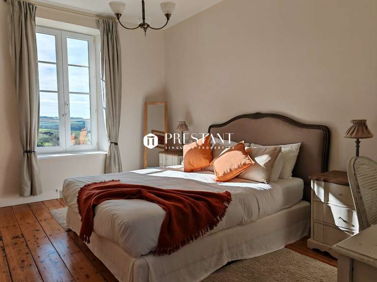 Maison Angoulême - 12 chambres - 755m²