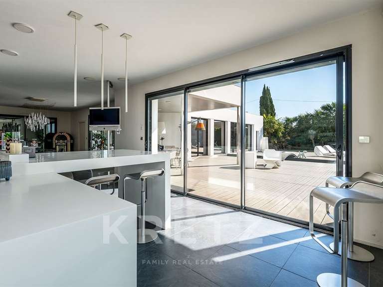 House Angoulême - 5 bedrooms - 360m²