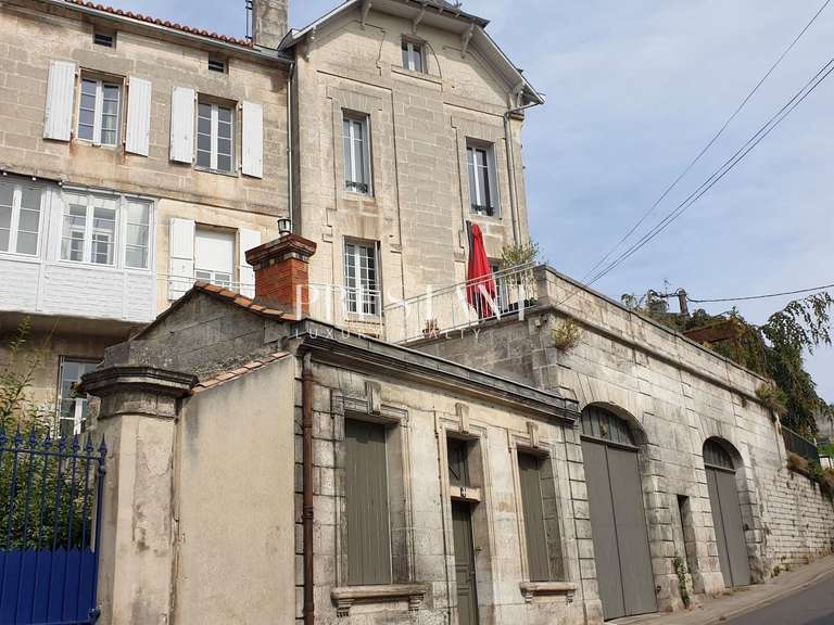 Maison Angoulême - 5 chambres - 300m²