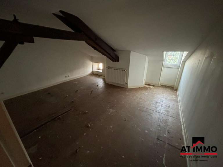 House Angoulême - 8 bedrooms - 308m²