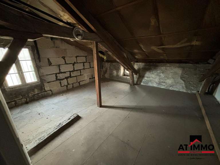 House Angoulême - 8 bedrooms - 308m²