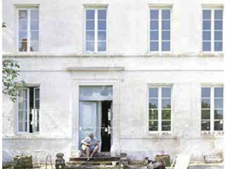 House Angoulême - 8 bedrooms