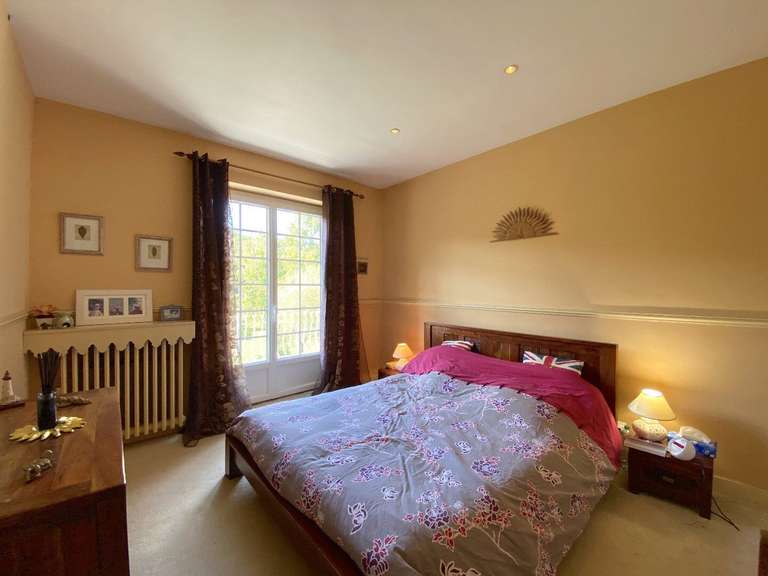 House Angoulême - 6 bedrooms - 230m²