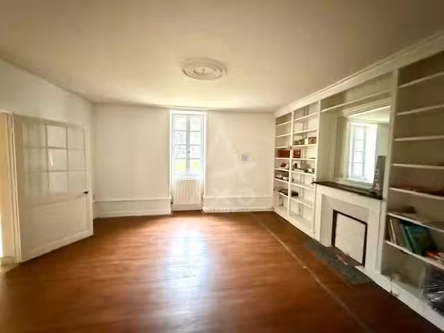 Property Angoulême - 7 bedrooms