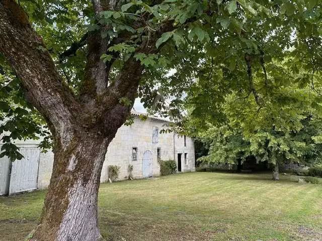 Property Angoulême - 7 bedrooms