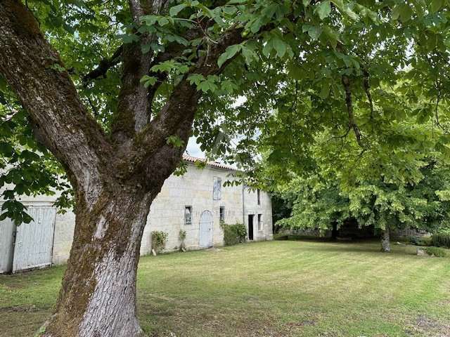 Propriété Angoulême - 7 chambres