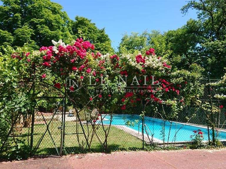 Property Angoulême - 12 bedrooms - 800m²