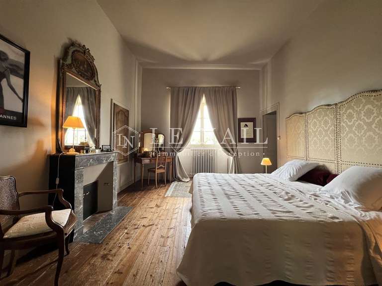 Propriété Angoulême - 6 chambres - 350m²