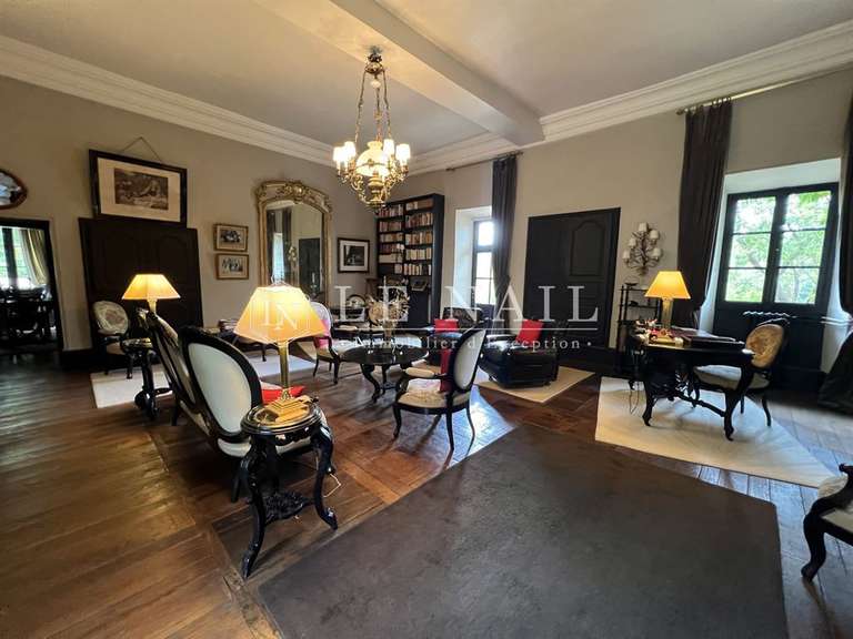 Propriété Angoulême - 6 chambres - 350m²