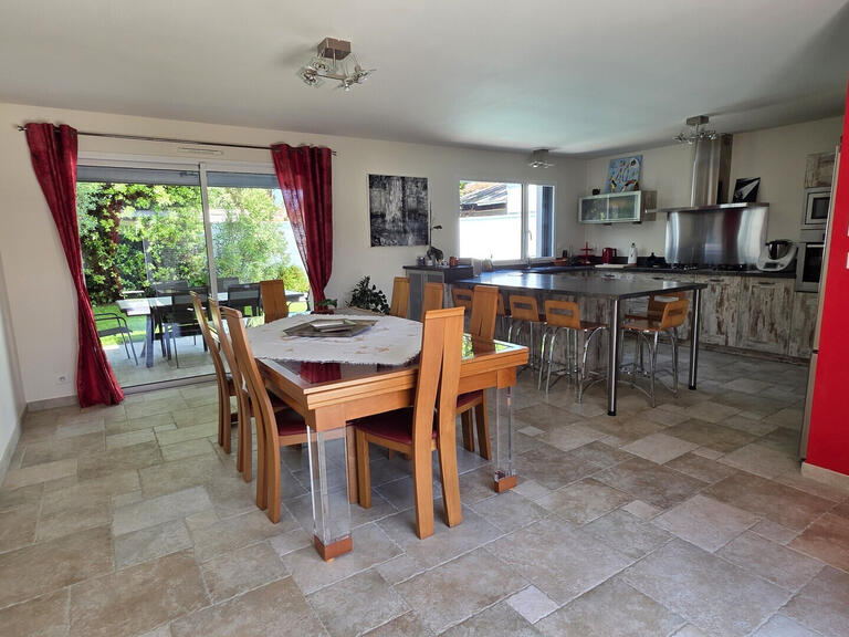 Villa Angoulins - 6 chambres - 185m²