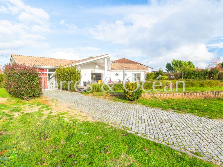 House Angresse - 3 bedrooms - 140m²