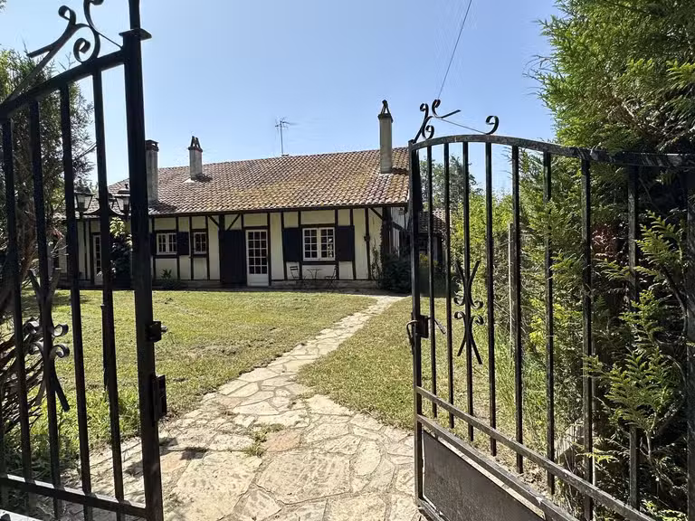 Maison Angresse - 6 chambres - 210m²