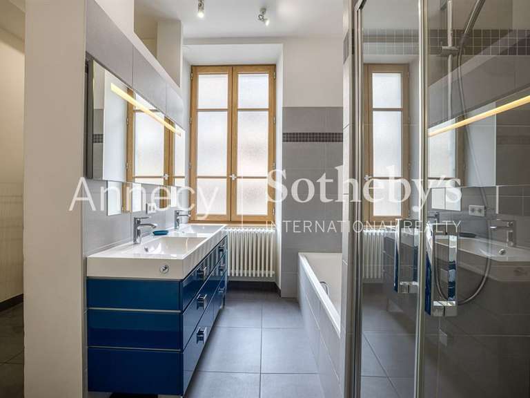 Appartement Annecy - 4 chambres - 180m²