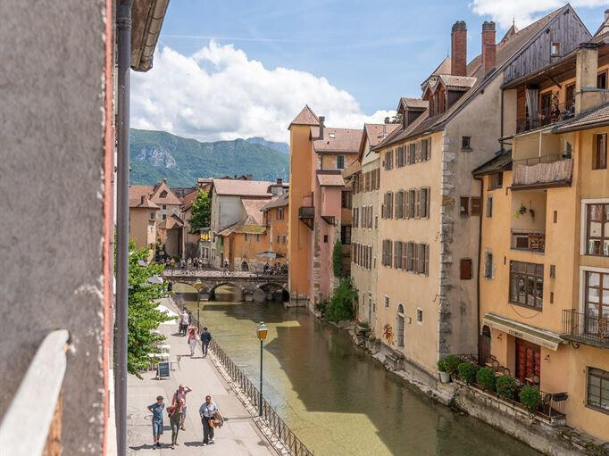 Appartement Annecy - 3 chambres - 150m²