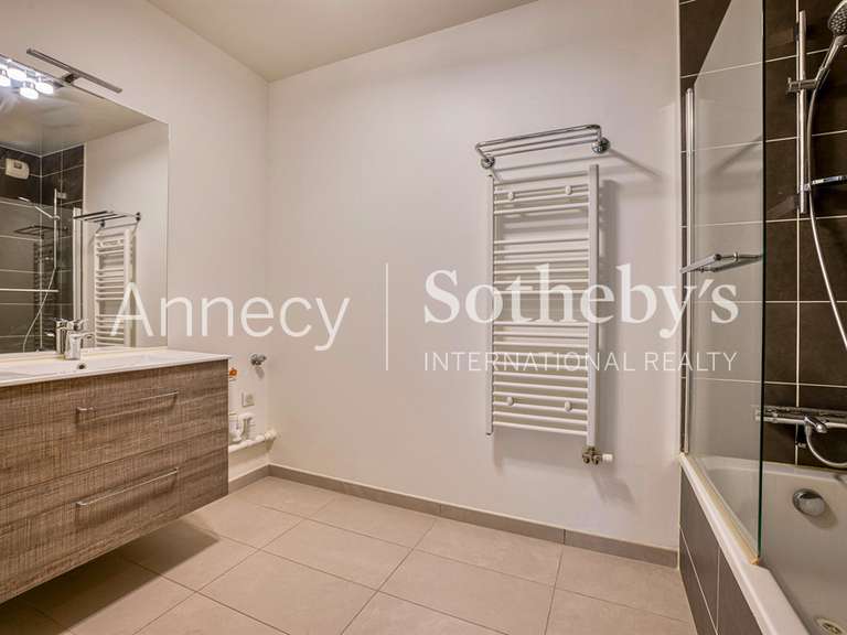 Appartement Annecy - 2 chambres - 64m²