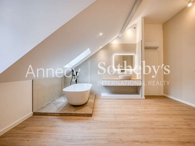 Appartement Annecy - 2 chambres - 98m²