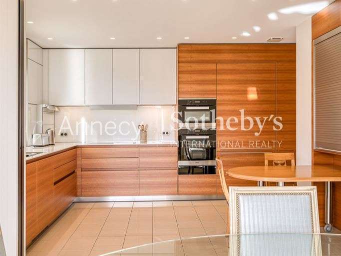 Appartement Annecy - 3 chambres - 180m²
