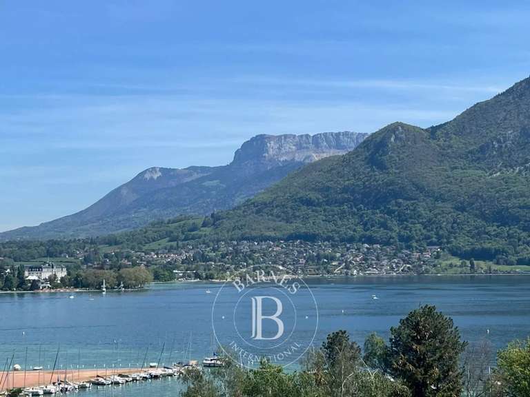 Appartement Annecy - 2 chambres - 79m²