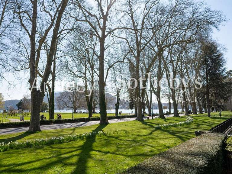 Appartement Annecy - 2 chambres - 84m²