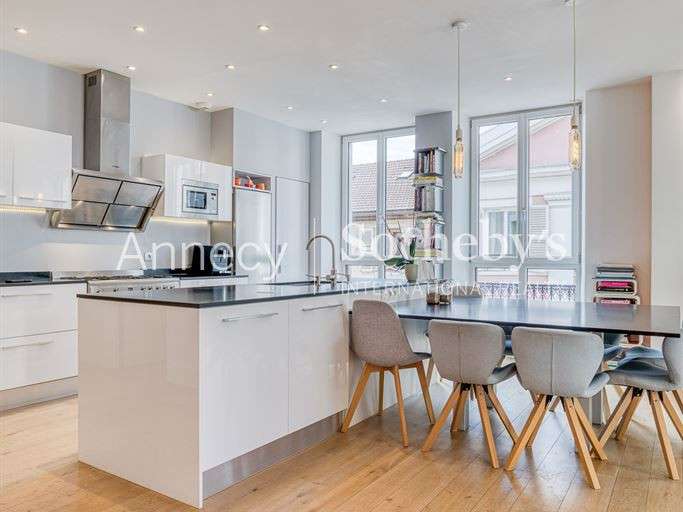 Appartement Annecy - 3 chambres - 121m²