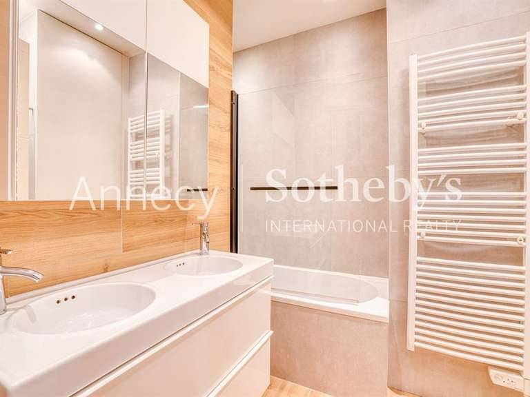 Appartement Annecy - 3 chambres - 121m²