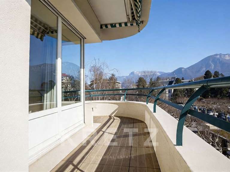 Appartement Annecy - 3 chambres - 180m²