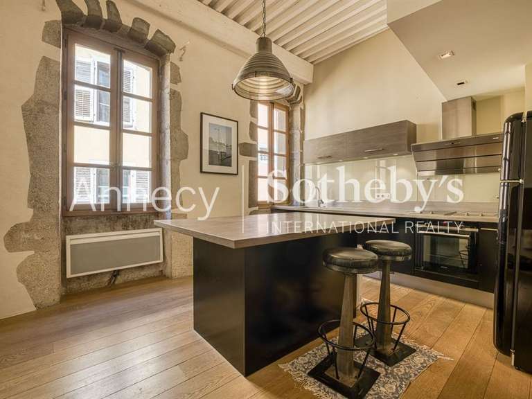 Appartement Annecy - 2 chambres - 140m²