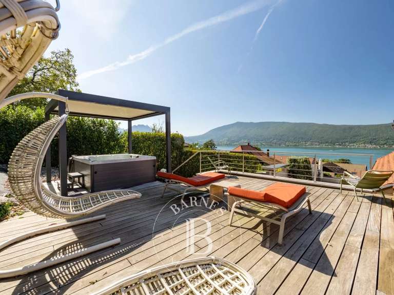 House Annecy - 4 bedrooms - 300m²