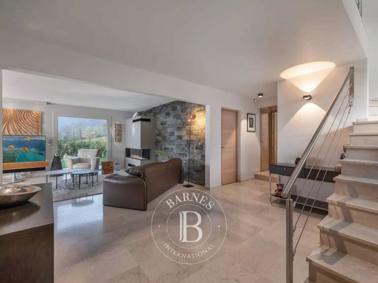 House Annecy - 4 bedrooms - 300m²