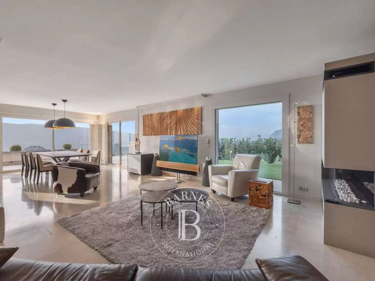 House Annecy - 4 bedrooms - 300m²