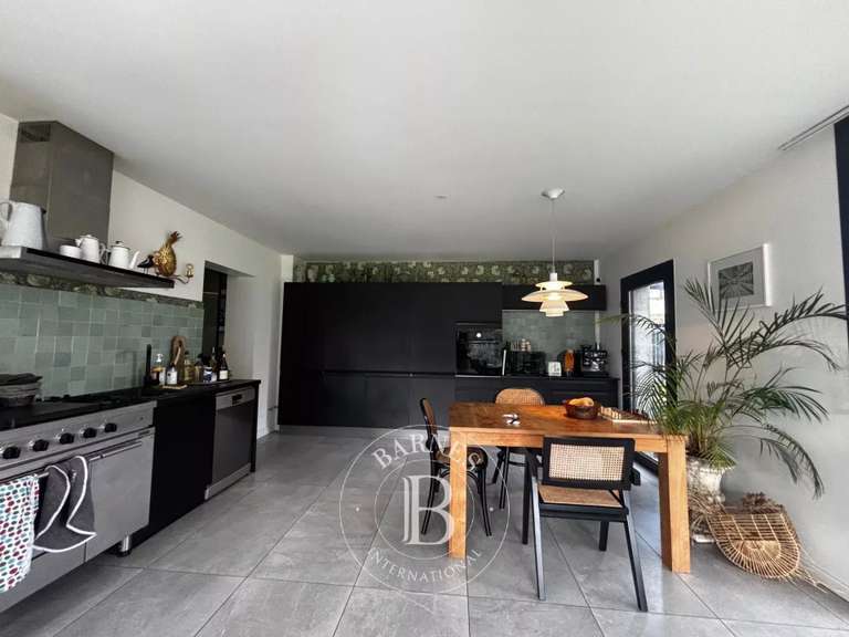 Maison Annecy - 3 chambres - 168m²