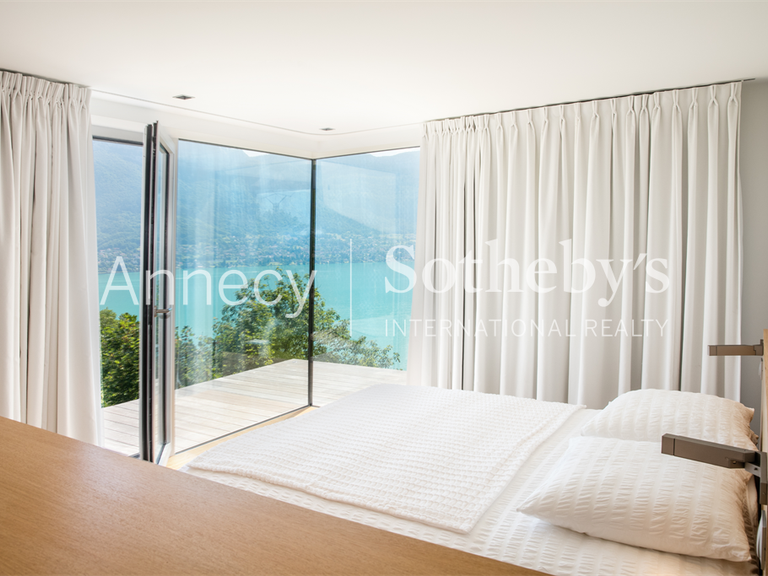 Maison Annecy - 3 chambres - 293m²