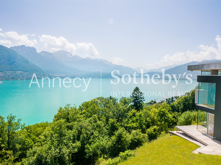 Maison Annecy - 3 chambres - 293m²