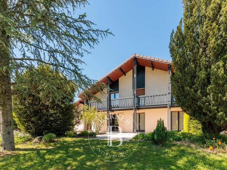 House Annecy - 6 bedrooms - 200m²