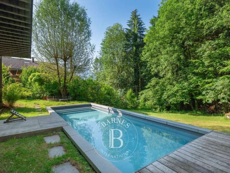 Maison Annecy - 4 chambres - 200m²