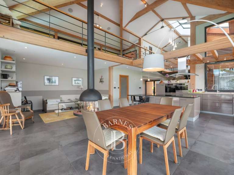 Maison Annecy - 5 chambres - 273m²