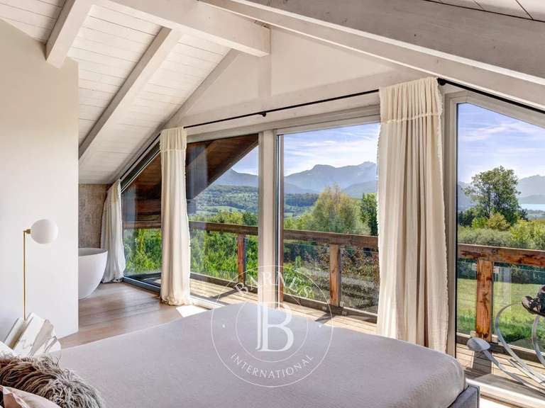 Maison Annecy - 5 chambres - 340m²