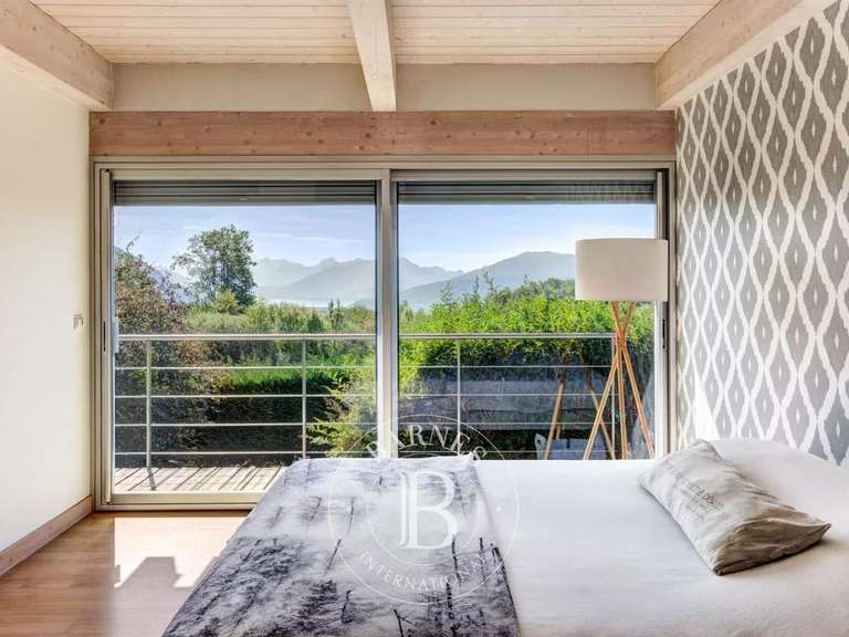 Maison Annecy - 5 chambres - 340m²