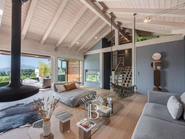House Annecy - 5 bedrooms - 340m²