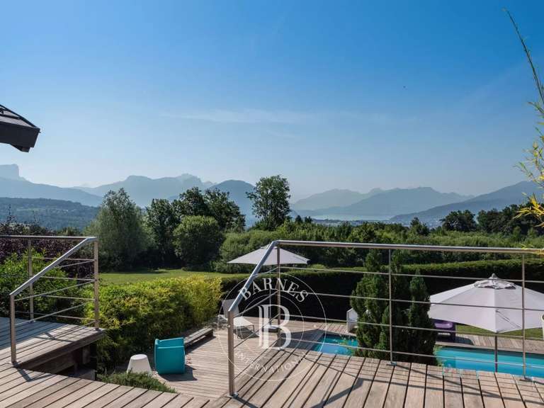 House Annecy - 5 bedrooms - 340m²