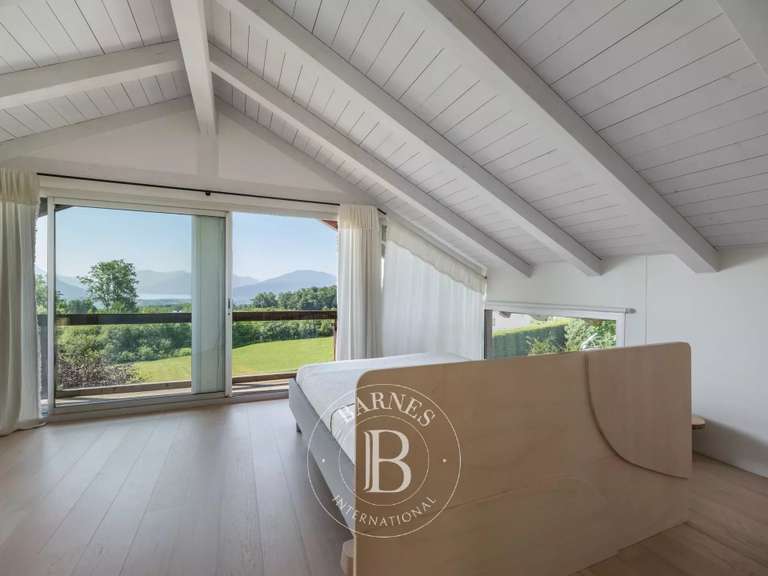 Maison Annecy - 5 chambres - 340m²