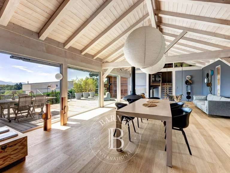 Maison Annecy - 5 chambres - 340m²